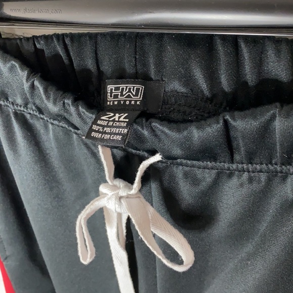 Traxedo Black & Red HW New York Track Pants XXL - Picture 2 of 3